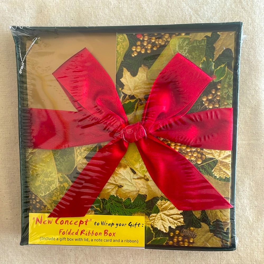 Christmas Gift Box Set - Includes Gift Box  With Lid, Note Card & Ribbon - Picture 7 of 7